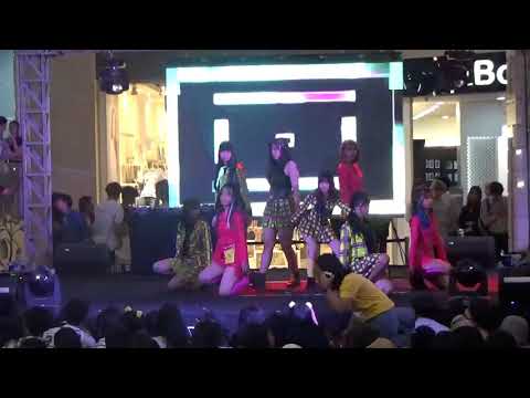 WEKIMEKI (위키미키) - Crush + Lucky (New Vers.) + Picky Picky Dance Cover by Colette.