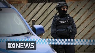 Melbourne terror attack plot suspects arrested in police raids | ABC News