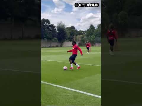 Eze in Training as Arsenal preparing to face Liverpool this Sunday.  #arsenal #liverpool #eze #epl