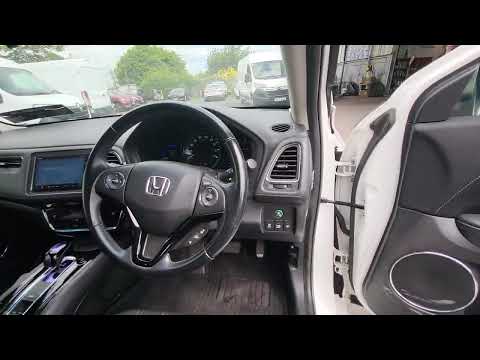 Honda Vezel DAA-RU3 - Image 2