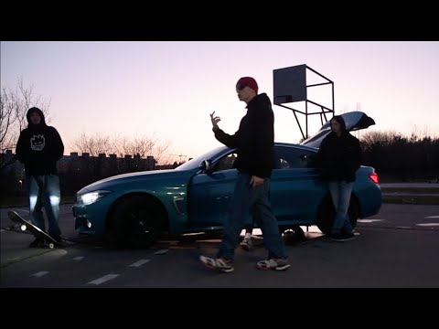 Video thumbnail for Život za money