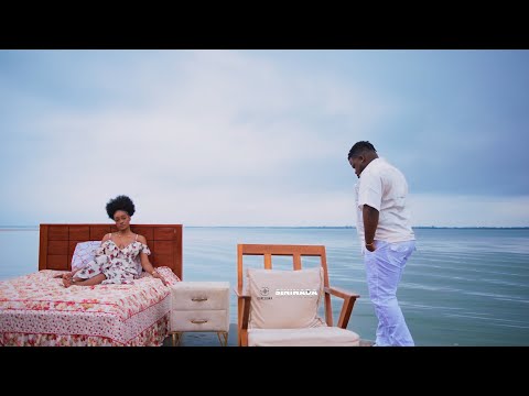 Javana - Água Fria (Official Music Video)