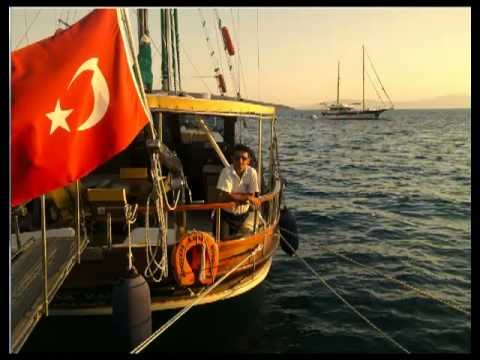 acı dünya film müziği