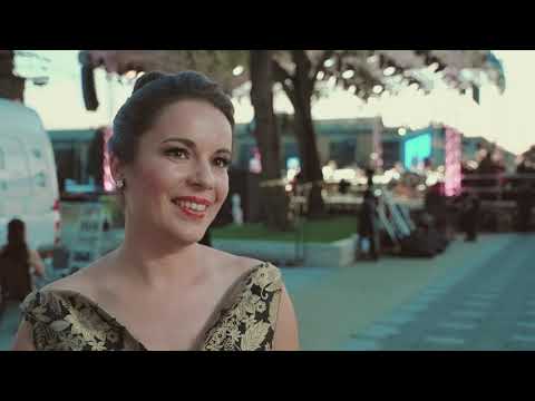 OperaCafé 20210905 - Adódjatok össze / Sztárgála az Eiffel parkjában 1. rész