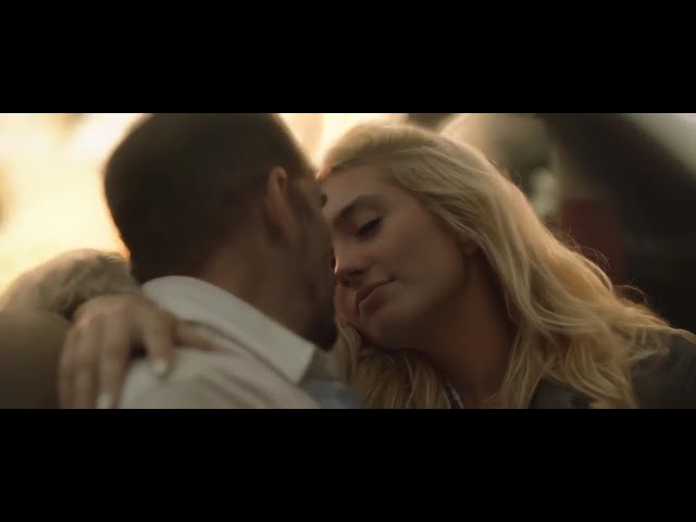 Asi Es La Vida von Enrique Iglesias & Maria Becerra ((jetzt ansehen))