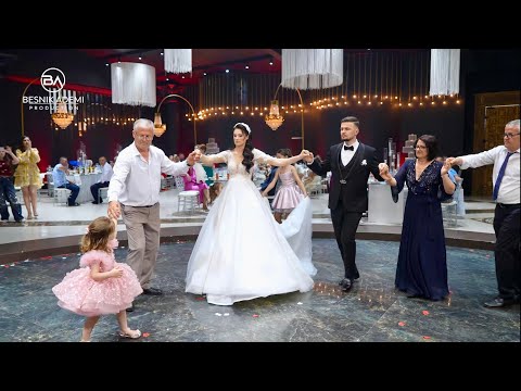 Nusja me Familjen ne Valle, Bija ime Kolazh- Ergys Hyka, Tori Beratit