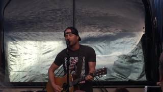 Dierks Bentley Acoustic &quot;Pretty Girls Drinking Tall Boys&quot;