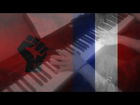 Piano/Vocals: The Internationale (sung to La Marseillaise)