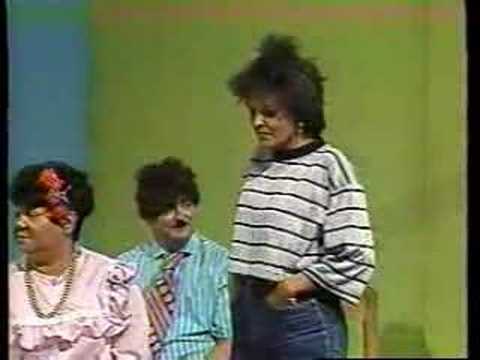 La escuelota "el chuleo" por Nanny Peña como Placida