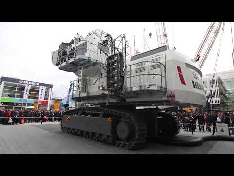 Liebherr R9200E at Bauma 2019