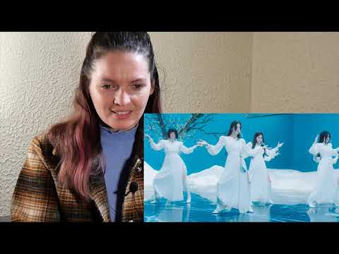 Filmmaker reacts: (여자)아이들((G)I-DLE) - '화(火花)(HWAA)' Official Music Video REACTION