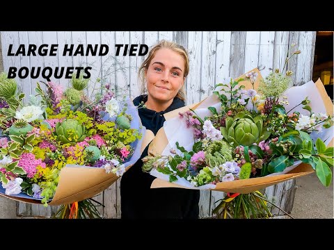 Making & Wrapping a Gift Bouquet with Flowers from my Flower Farm
