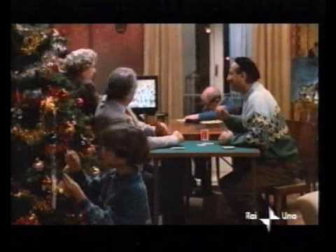 Parenti Serpenti 1992 - Cinzia Leoni e il culo "che fa provincia"!