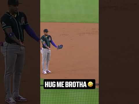 허그 한 번 할래요? ❤️