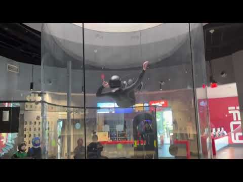 Session 20/total 4 hours and 6 min FIRST FLIGHT IN NEW SUIT!!! #indoorskydiving #ifly
