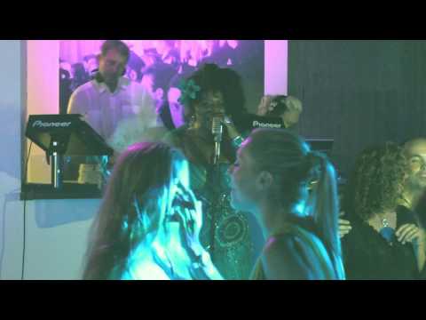 Michele McCain   All I Can Do Live @ Nikki Prive 03 08 2012