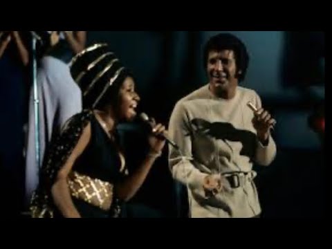 Aretha Franklin and Tom jones - Spirit in the dark (1970)