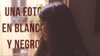 El Canto Del Loco - Una Foto En Blanco Y Negro | Bely Basarte