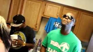 Chris F. &amp; HoodStarr - That&#39;s Wassup