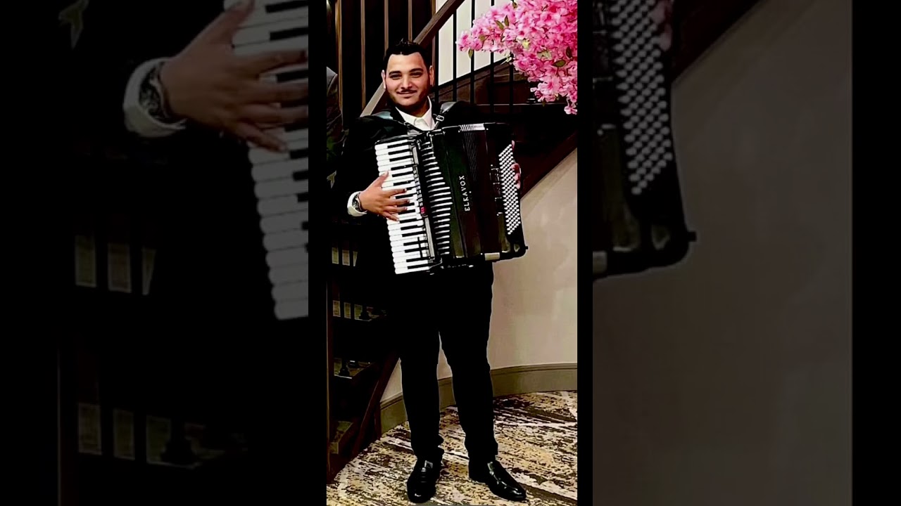 Promotional video thumbnail 4 for ORLANDO DOREL - ACCORDION PLAYER