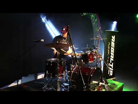 Marcel Bach - drumsolo "generator" - Musik Produktiv Messe 2018