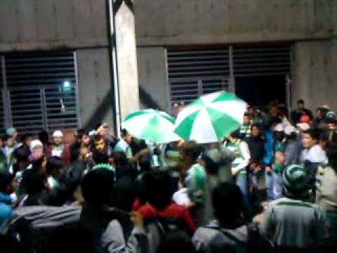 "Previa Noche Albiverde 2011" Barra: Los Devotos &bull; Club: Deportes Temuco