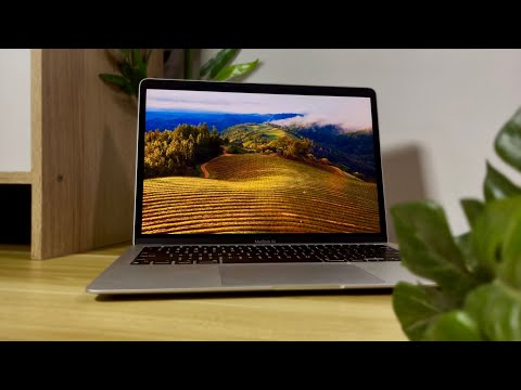 Macbook Air M1 Unboxing and Review in 2024!