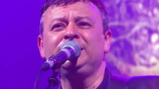 Distant Colours - Manic Street Preachers, Llandudno 01/05/18