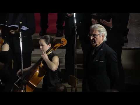 Ave María de Caccini (2024)