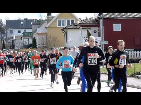 Kumla Stadslopp 2012 - 10 km Start