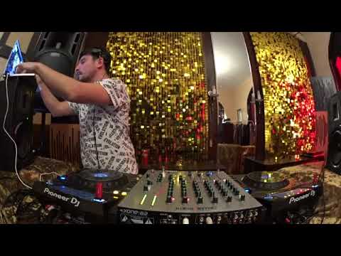 Fey  @ContemporaryBohemians