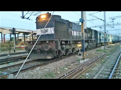 (19325) (Indore - Amritsar) Express (I.C.F) With (RTM) WDM3D Locomotive.! Video