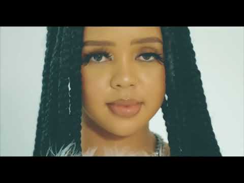 KAYUMBA FT RAYVANY SHAKE OFFICIAL VIDEO