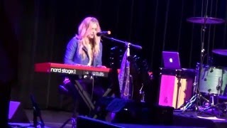 Ugly - Stephanie Quayle (Live Performance)