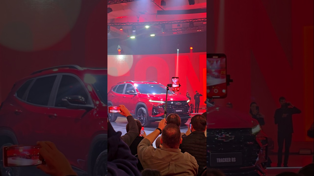 Novo Chevrolet Tracker sendo apresentado