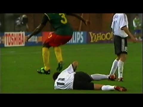 Miroslav Klose stamps vs Cameroon