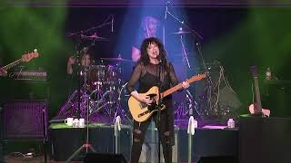 Meredith Brooks performs at the 2022 She Rocks Awards