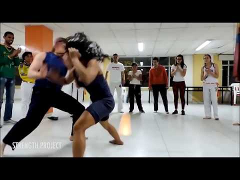 Amazing Skills- Female Capoeira {Professora Andorinha}