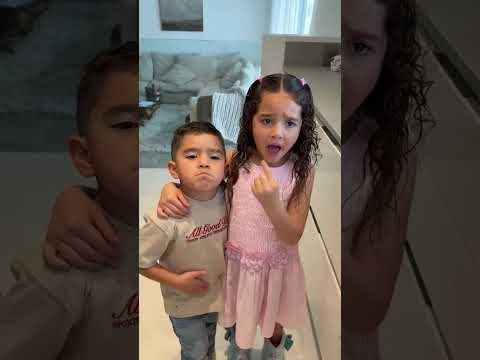 Jeje las caras de Kima y Juanito😂💗@KimberlyLoaiza#tendencias#teamjukilop#madi★#viral#losquiero#fpy