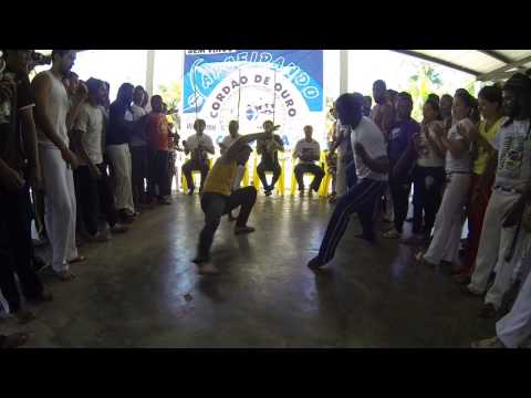 Capoeirando 2014 - Roda do Mestre Quebrinha part 2/3