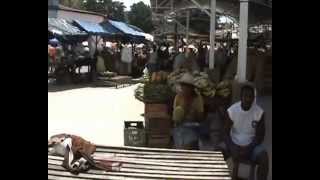 preview picture of video 'Straßenmarkt und Schwarze Schwestern von Santo Amaro Brasilien'