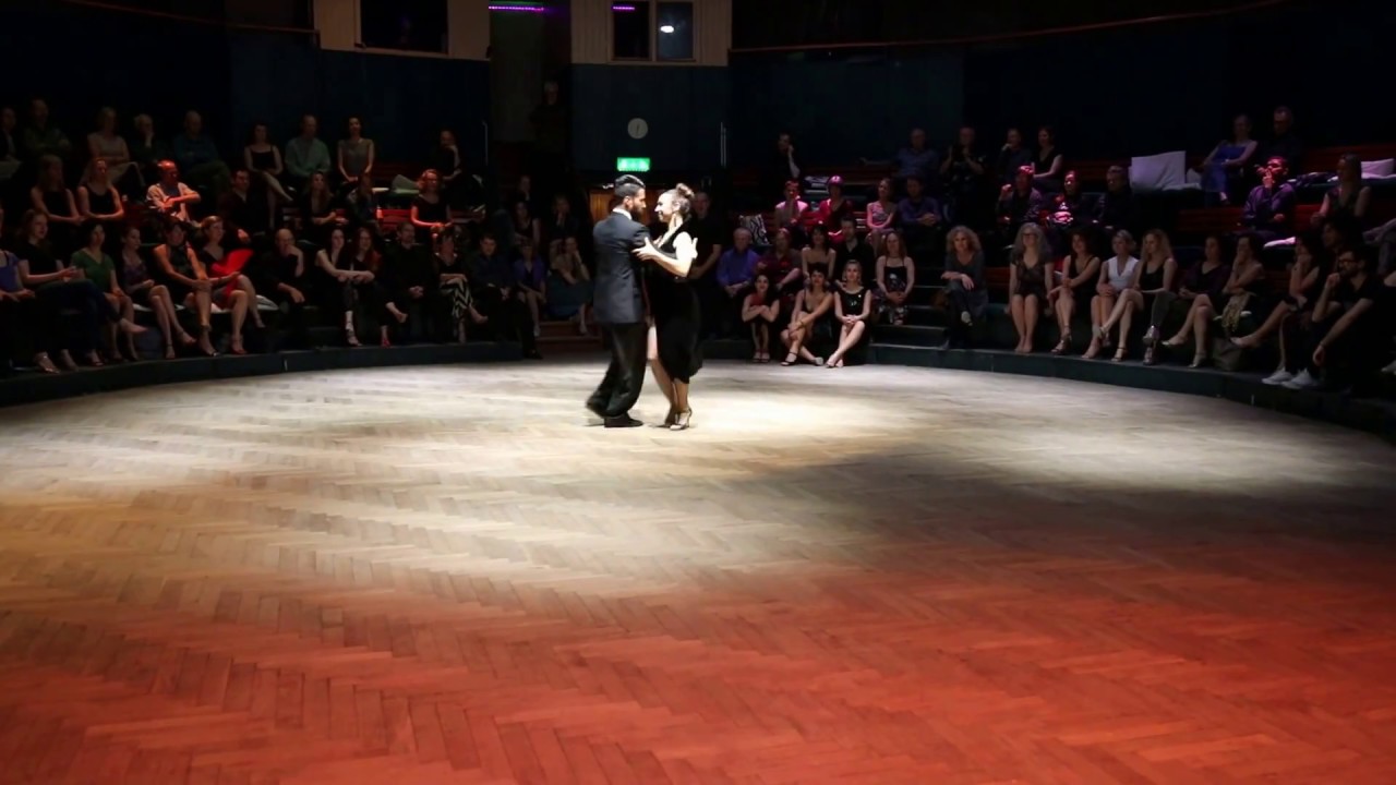 Martina Waldman and Jose Fernandez - El huracan by Juan D'Arienzo