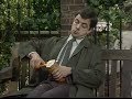Mr Bean Sandwich Im Park