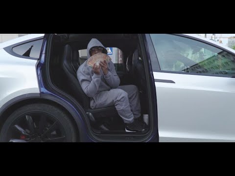 MaazaKayo x @WavyKaen - DESIGNER BAG (Official Video)