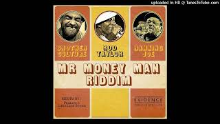 Rod Taylor - Mr Money Man