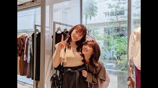 最新ニュース -  『親愛なる僕へ殺意をこめて』川栄李奈・浅川梨奈、笑顔で寄り添う密着オフショット