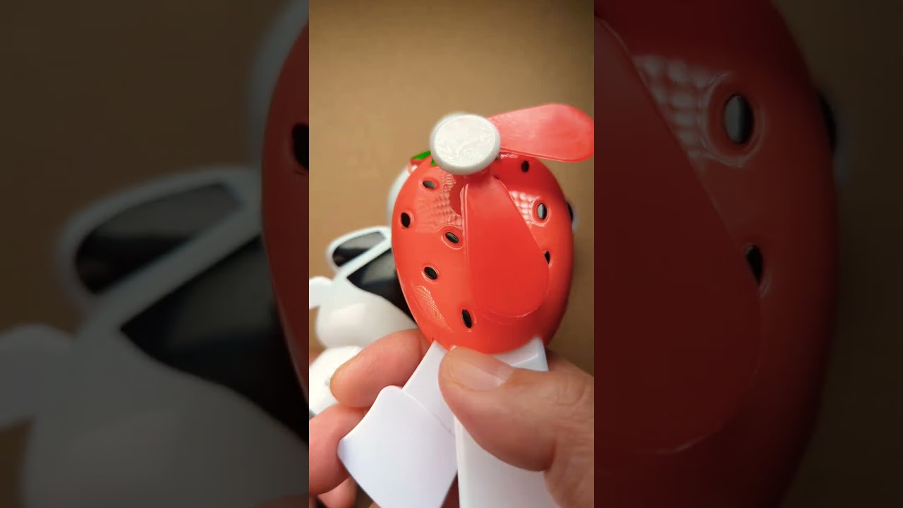 red and white Japanese color mixing song Mini hand fan