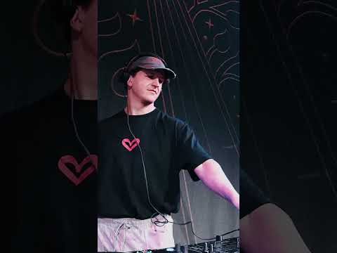 Rose Ringed live at the Tomorrowland Expo.