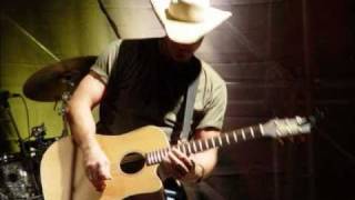 Deryl Dodd - Death, Taxes and Texas Rangers - Live (audio)