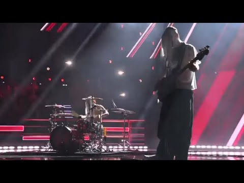Twenty One Pilots - Cover of “Seven Nation Army” 